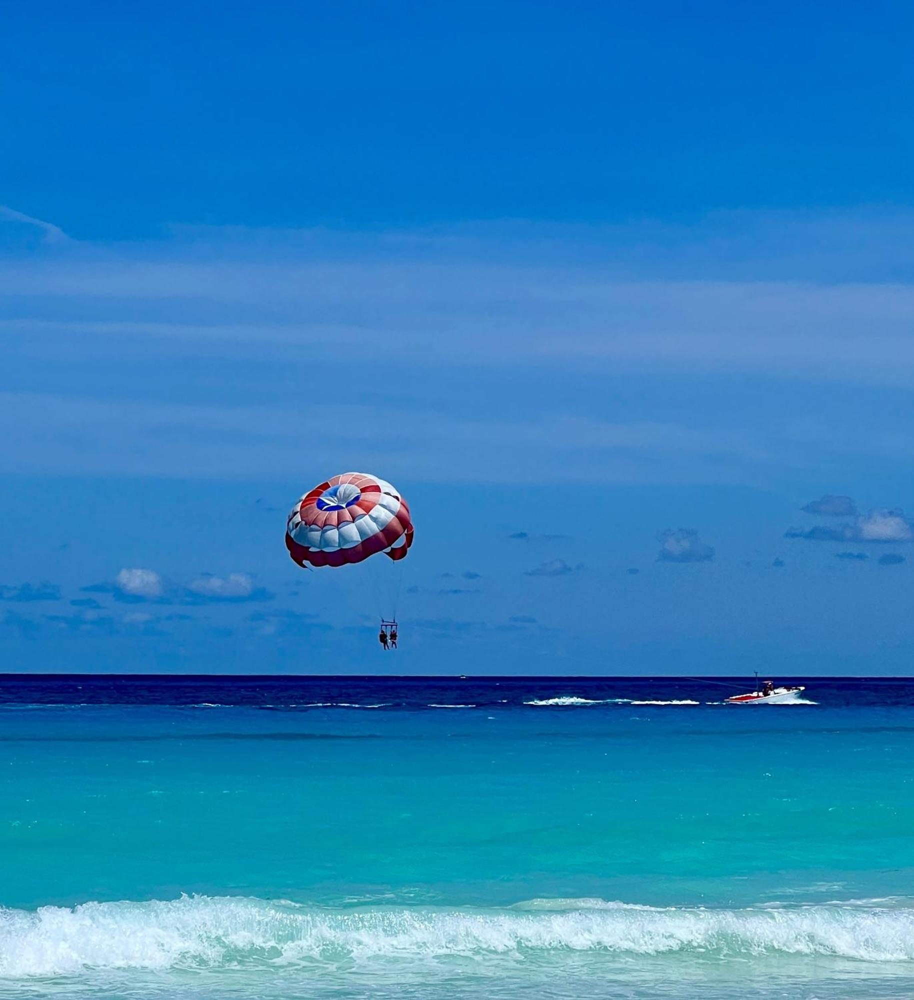 Beachside Apartments Cancún Exteriör bild